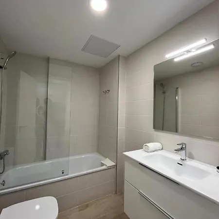 Cozy La Llosa Apartment