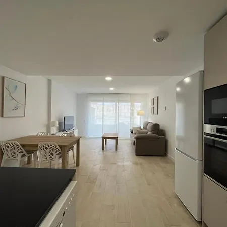 Cozy La Llosa Apartment *